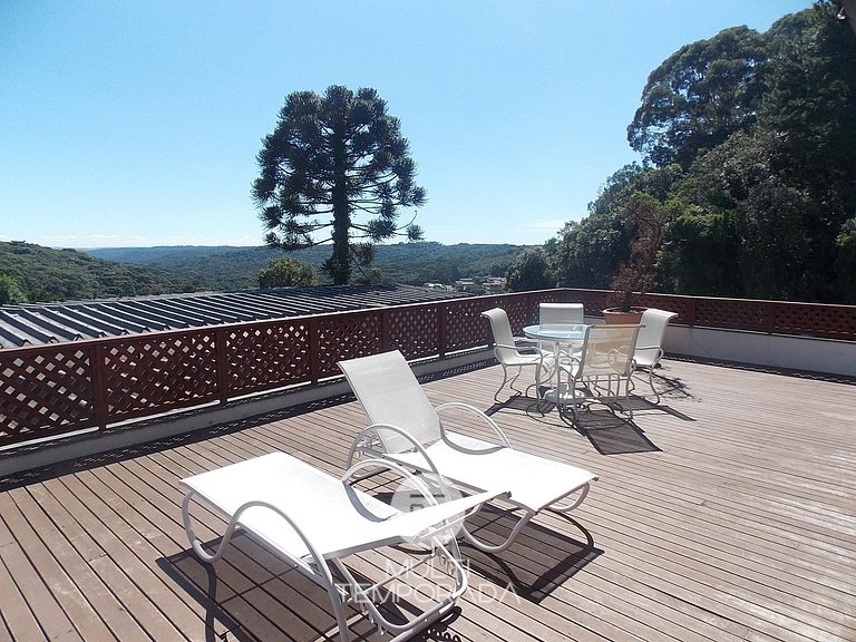 Apart-hotel em Gramado, padrão 4 estrelas, no centro