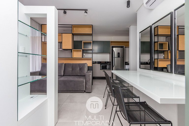 Porto Madero 301 – Apartamento Moderno em Condomínio com Pis