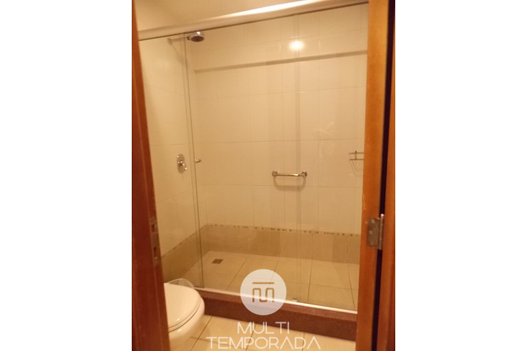 Apart-hotel em Gramado, padrão 4 estrelas, no centro