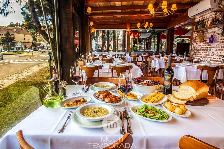Apart-hotel em Gramado, padrão 4 estrelas, no centro