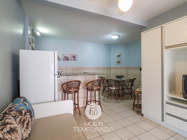 Apartamento para 6 pessoas frente piscina - HB37F