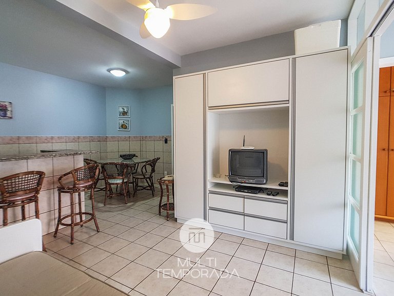 Apartamento para 6 pessoas frente piscina - HB37F