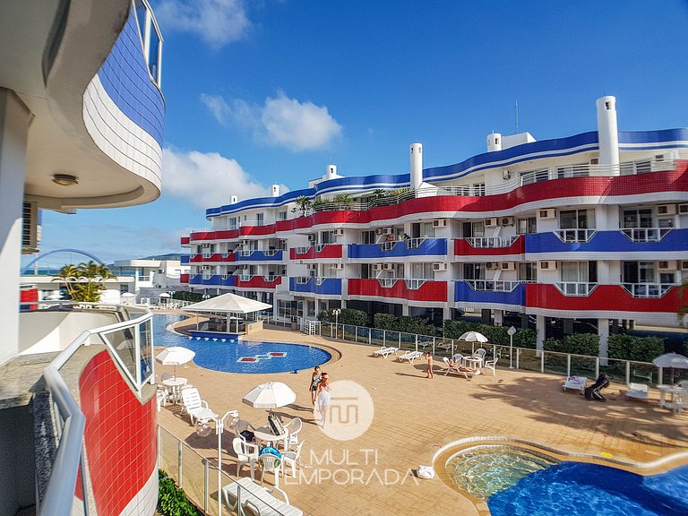 Apartamento para 6 pessoas frente piscina - HB37F