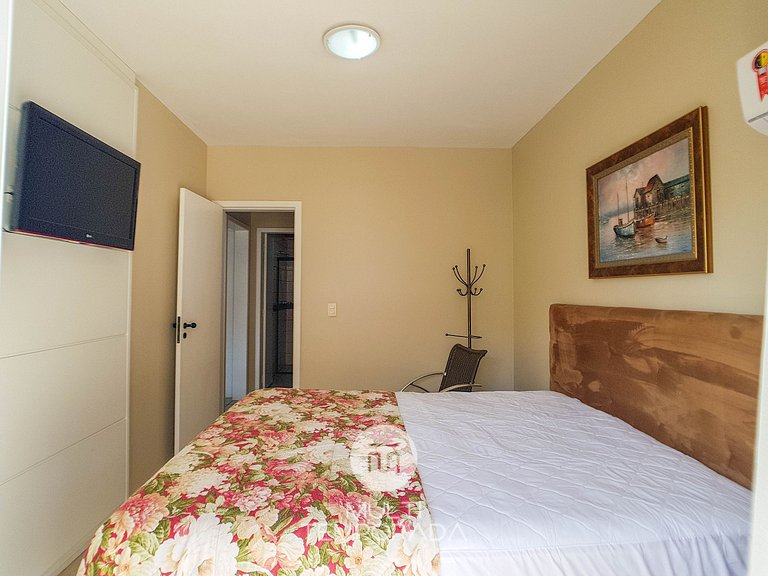 Apartamento para 6 pessoas frente piscina - HB37F