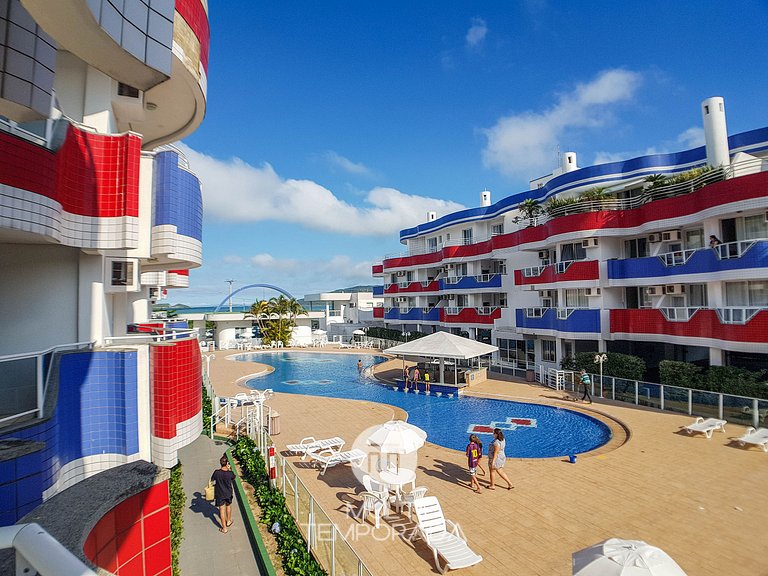 Apartamento para 6 pessoas frente piscina - HB37F