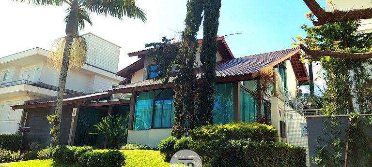 Casa Estrela Rubi em Jurerê Internacional