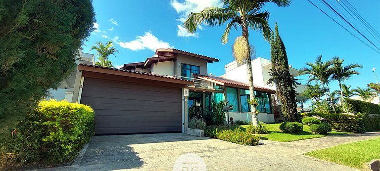 Casa Estrela Rubi em Jurerê Internacional