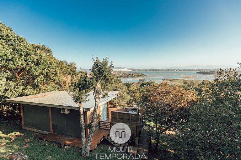 Aquarius (Bungalow 1)