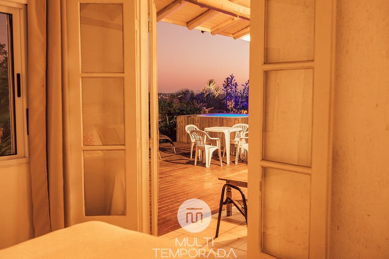 Apus (Chalé Família com Jacuzzi) - Ibiraquera