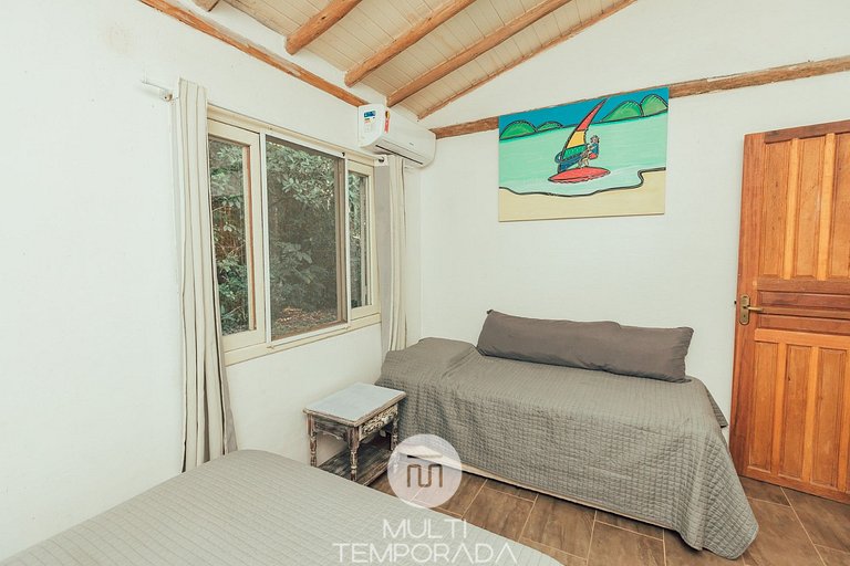 Apus (Chalé Família com Jacuzzi) - Ibiraquera