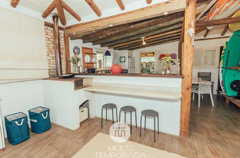 Apus (Chalé Família com Jacuzzi) - Ibiraquera