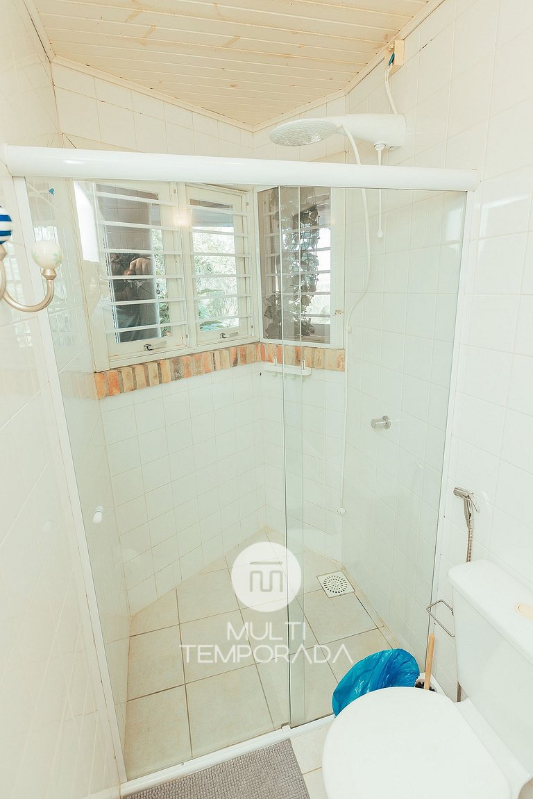 Apus (Chalé com Jacuzzi) - Ibiraquera