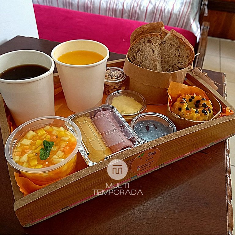 Pousart Floripa - Suíte Vermelha
