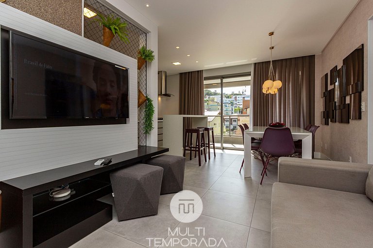 Porto Madero 202 – Apartamento Moderno em Condomínio com Pis