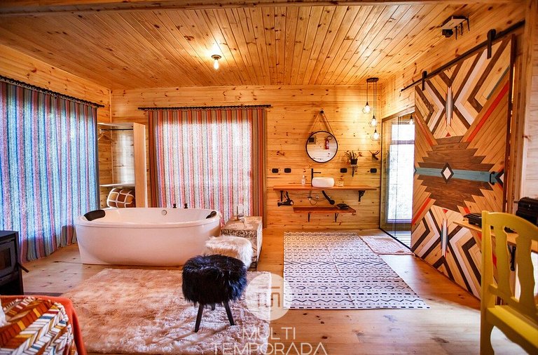 Cabaña Sianis: ¡Bañera y vista desde la cama increible!