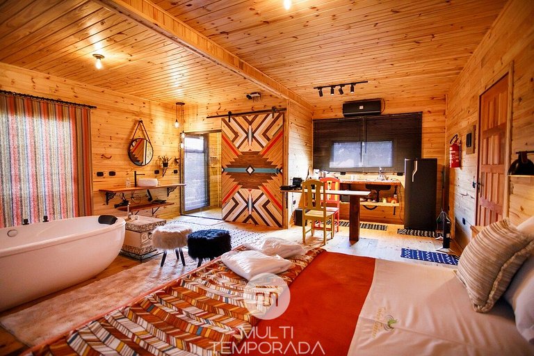 Cabaña Sianis: ¡Bañera y vista desde la cama increible!