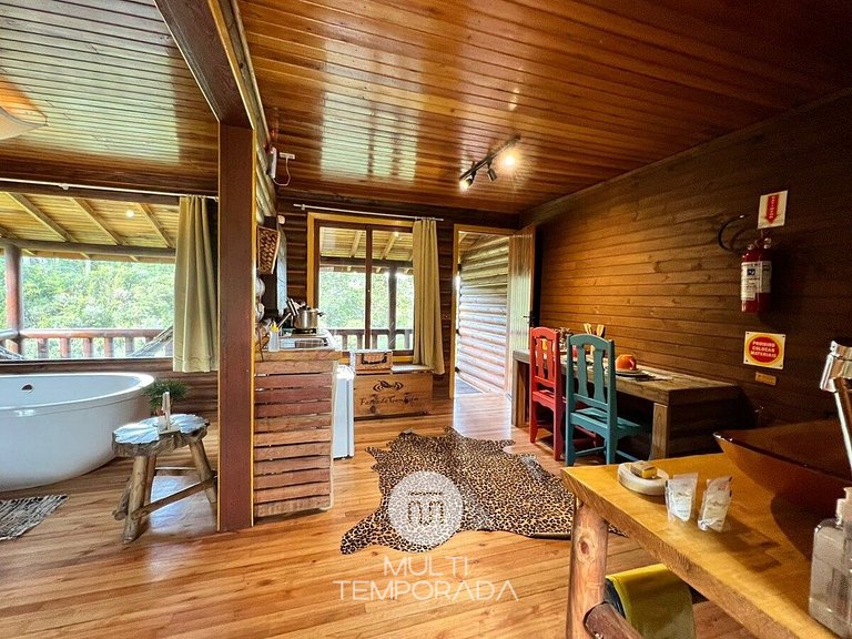 Count the Strokes Cabin: bathtub for 2 people