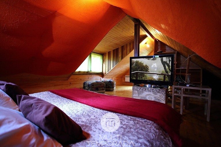 Tent of the Moon: hot tub and special view!