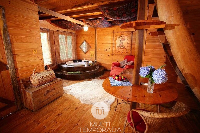 Tienda de la Luna: ¡bañera con hidromasaje y vista especial!