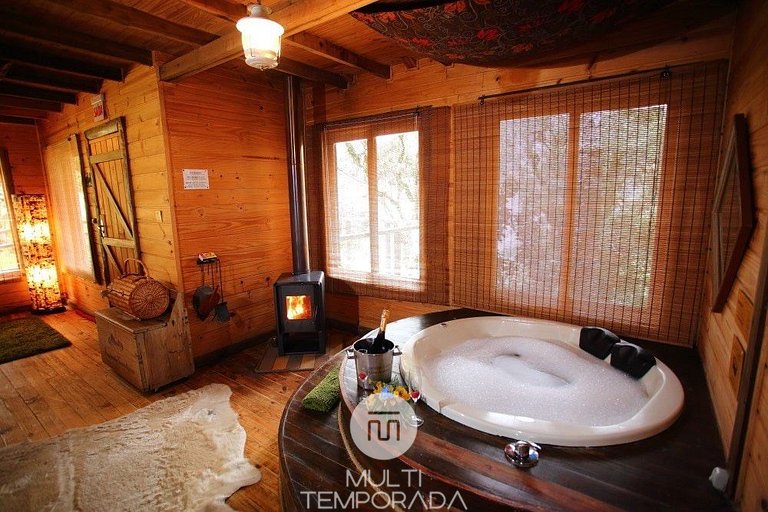 Tenda da Lua: banheira com hidro e vista especial!
