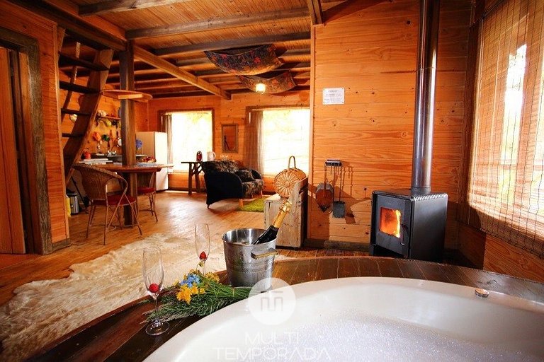 Tent of the Moon: hot tub and special view!