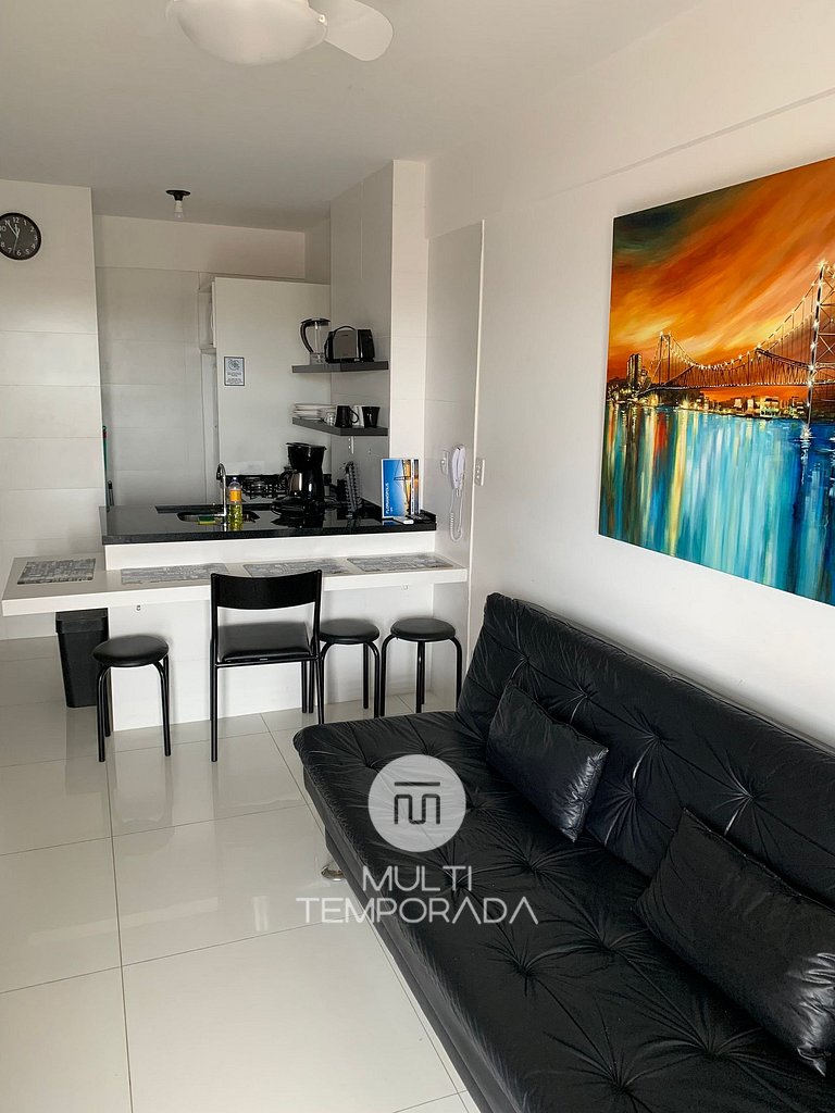 Apartamento com Vista do Mar em Residencial com Piscina