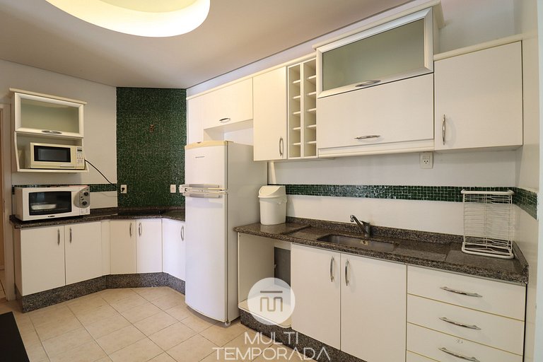 Apartment with bathtub for a relaxing bath - HB67F