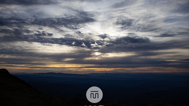 Quarto Cânion Espraiado - Montanha do Sol