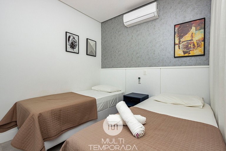 Porto Madero 305 – Apartamento Moderno em Condomínio com Pis