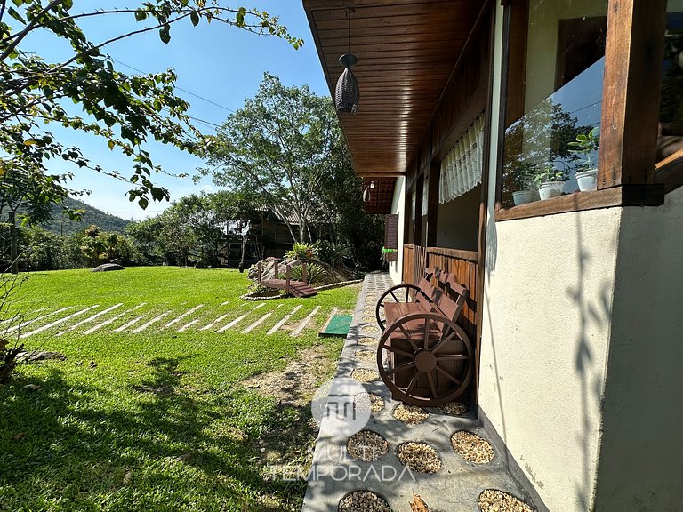Sítio Morada do Pai com Piscina - CTG Silva Neto