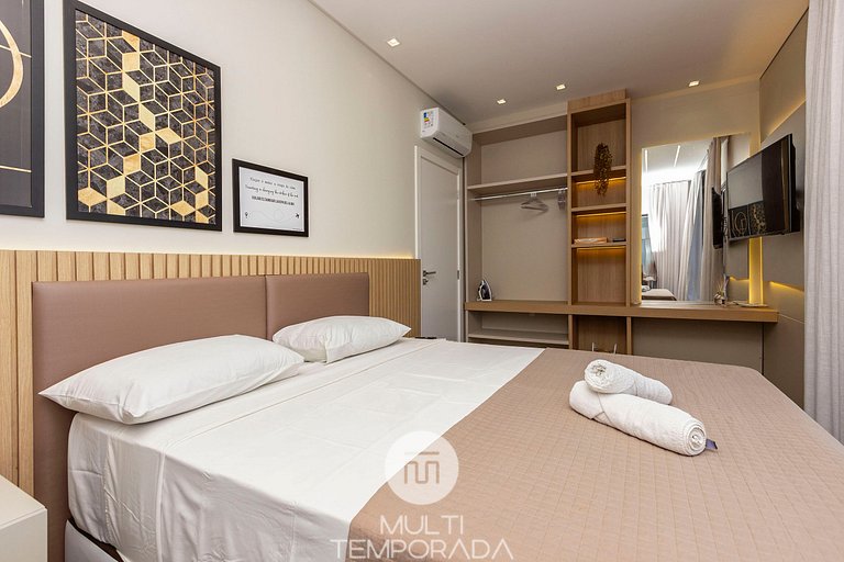 Villa Francione 406 – Loft de Alto Padrão com Piscina no Roo