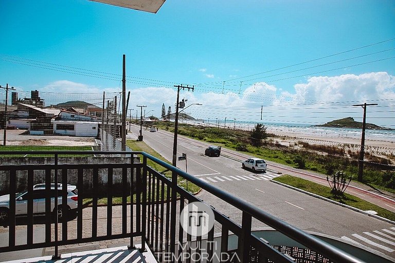 Apto Pé na Areia com Piscina Privativa