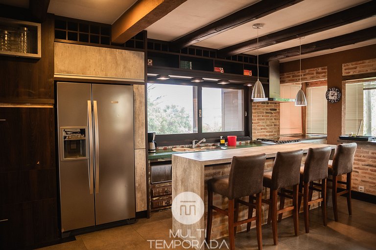 Ibiraquera Life - House Premium com Banheira