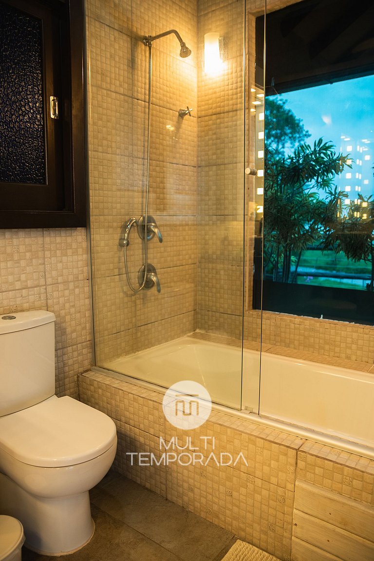 Ibiraquera Life - House Premium com Banheira