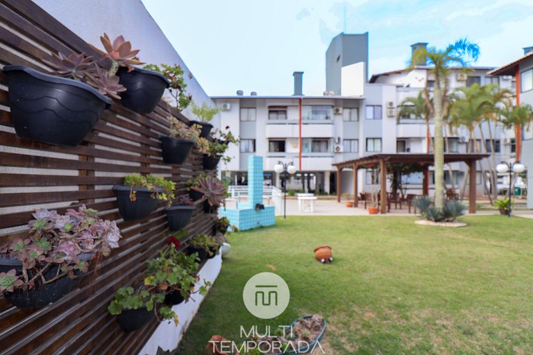 Excellent apartment in a seafront condominium