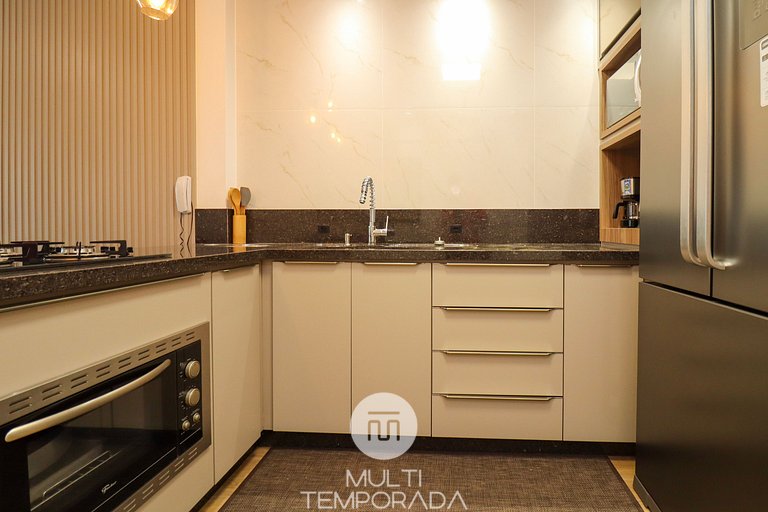 Excellent apartment in a seafront condominium