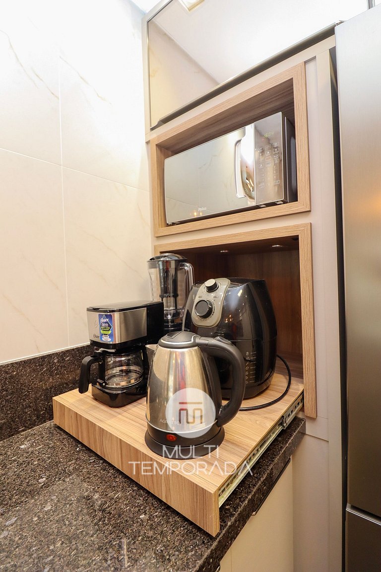 Excellent apartment in a seafront condominium