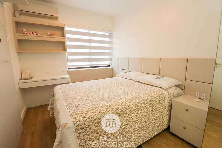 Excellent apartment in a seafront condominium