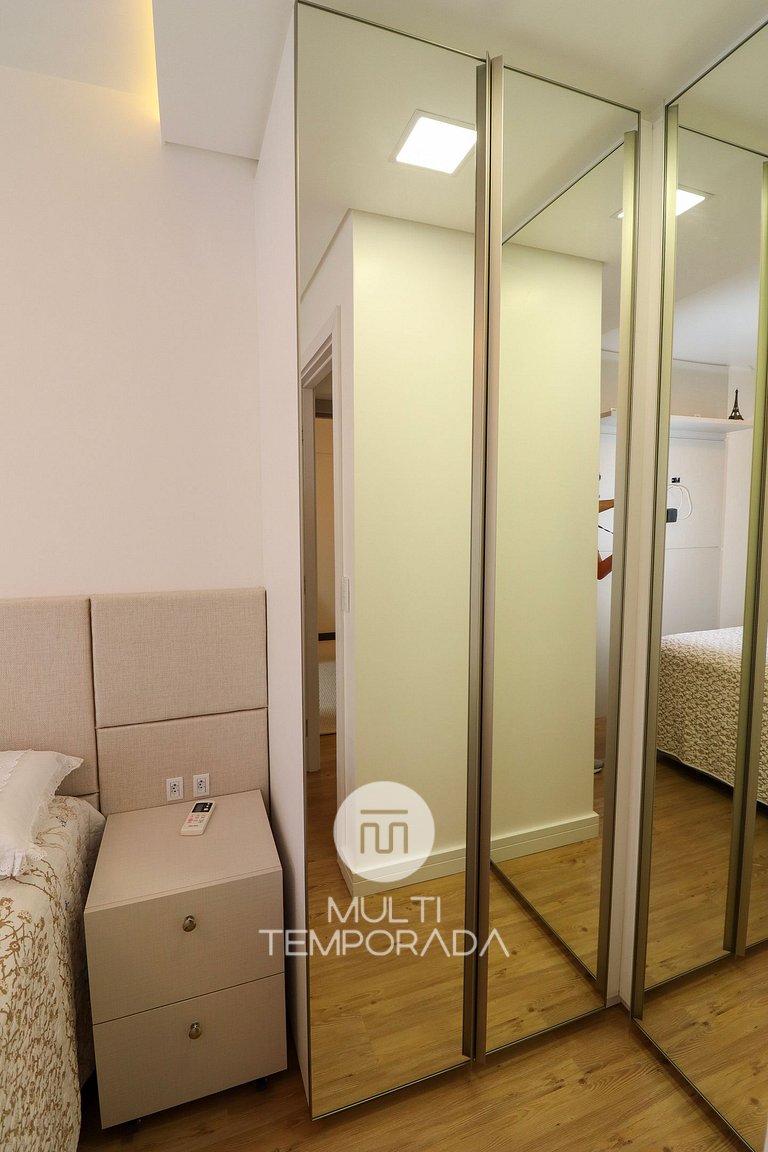 Excelente apartamento en condominio frente al mar