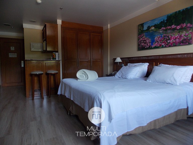 Apart-hotel em Gramado, padrão 4 estrelas, no centro