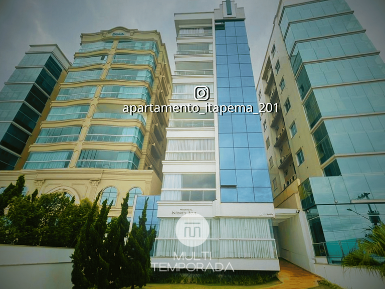 Apto Panorâmico Vista Mar em Itapema - SC