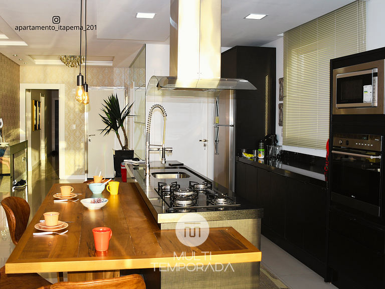 Apto Panorâmico Vista Mar em Itapema - SC