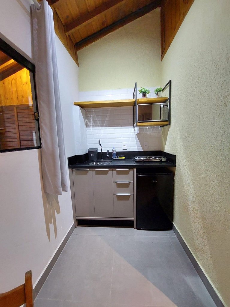 Chalé 7 - Lugar ao Sol - Flats c/ Cozinha no Rosa
