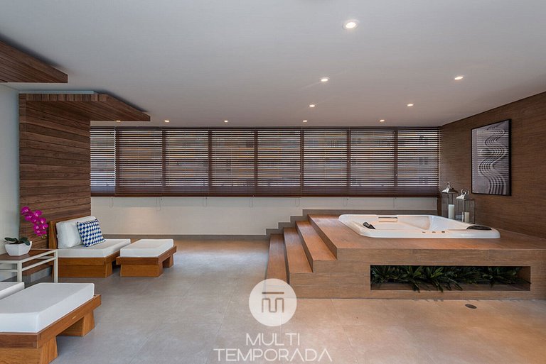 Unlimited 1111 - um Resort em Santos