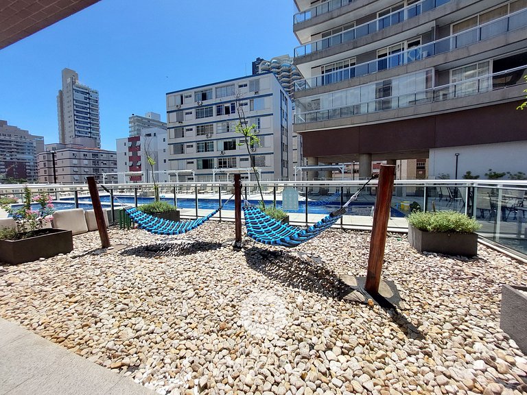 Unlimited 1111 - um Resort em Santos