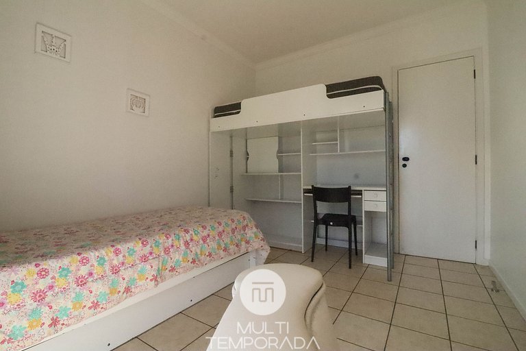 Excellent fit for 8 people - HB57F