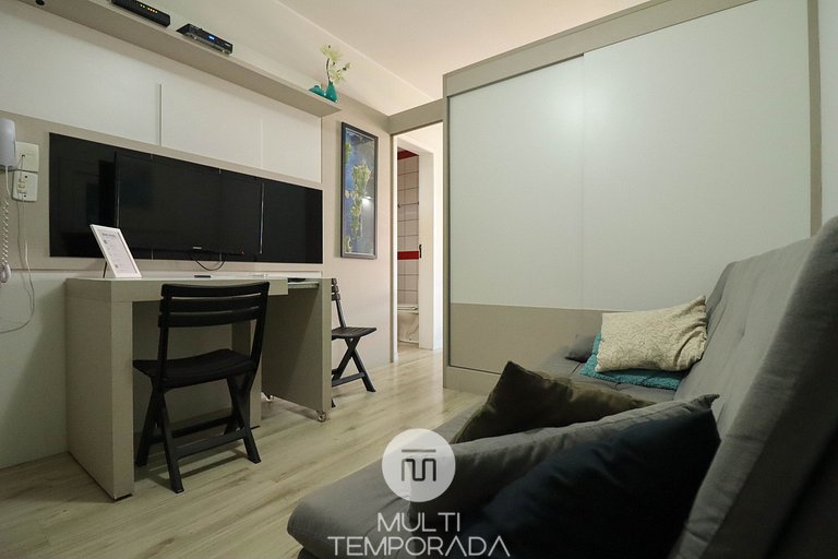 Beautiful pool front apartment with wi-fi - HB19F