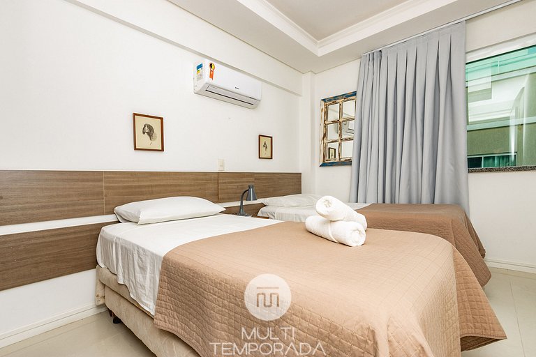 Solar das Ilhas 303 - Duplex com vista para o mar de 4 ilhas