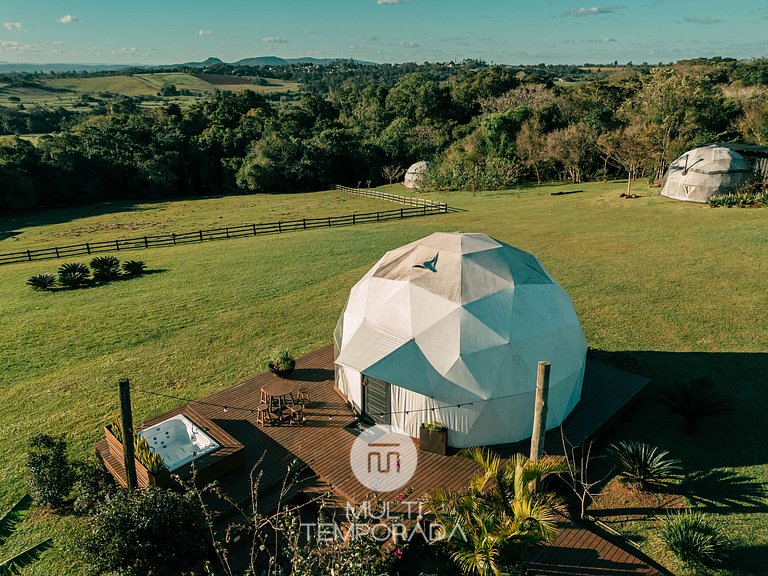Esphera Onix com Banheira e Vista Panorâmica