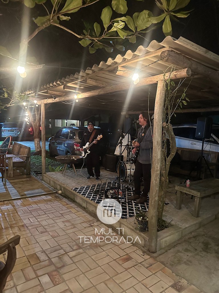 Chalé Deluxe Queen - Pousada Cardoso Surf Camping